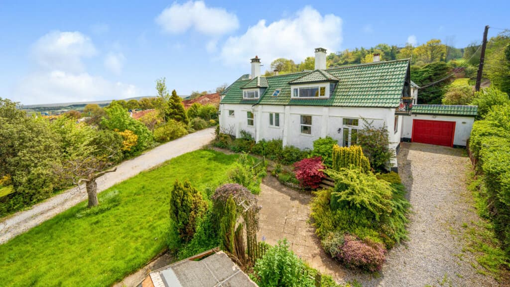 Minehead properties for auction including a former inn wsfp.co.uk